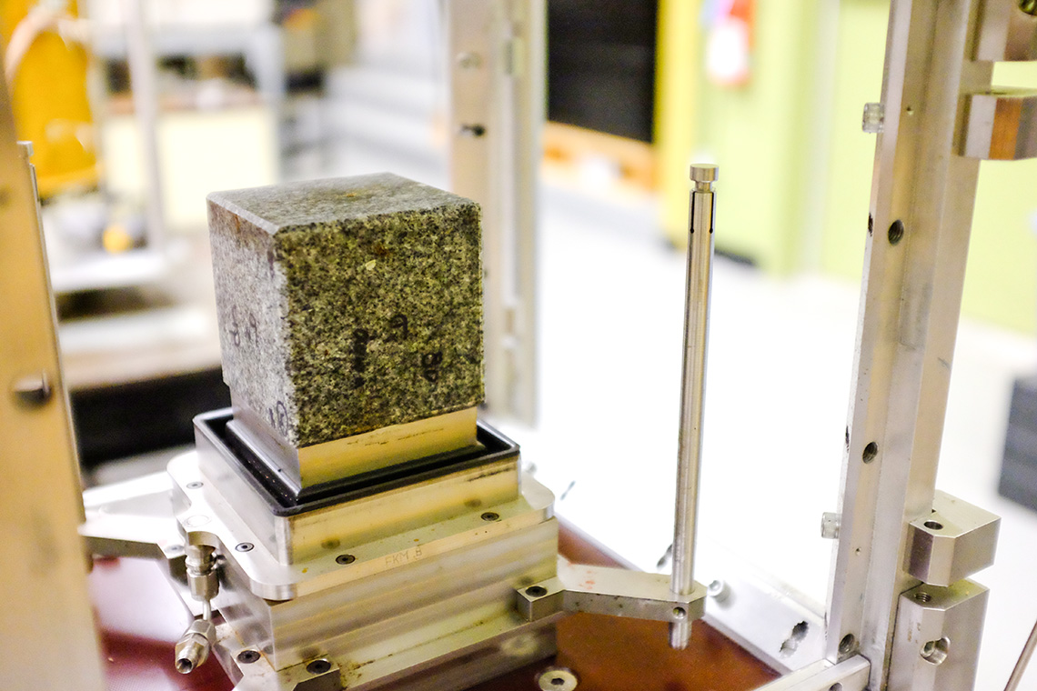 From detecting earthquakes to preventing disease: 27 U of T research projects receive CFI funding