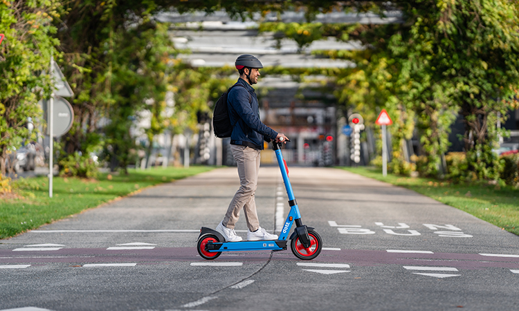 Read more about the article Dott e-scooter trial supports new road safety improvements research