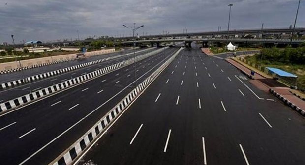 Nitin Gadkari Launches ‘Intelligent Transport System’ On Delhi Expressway